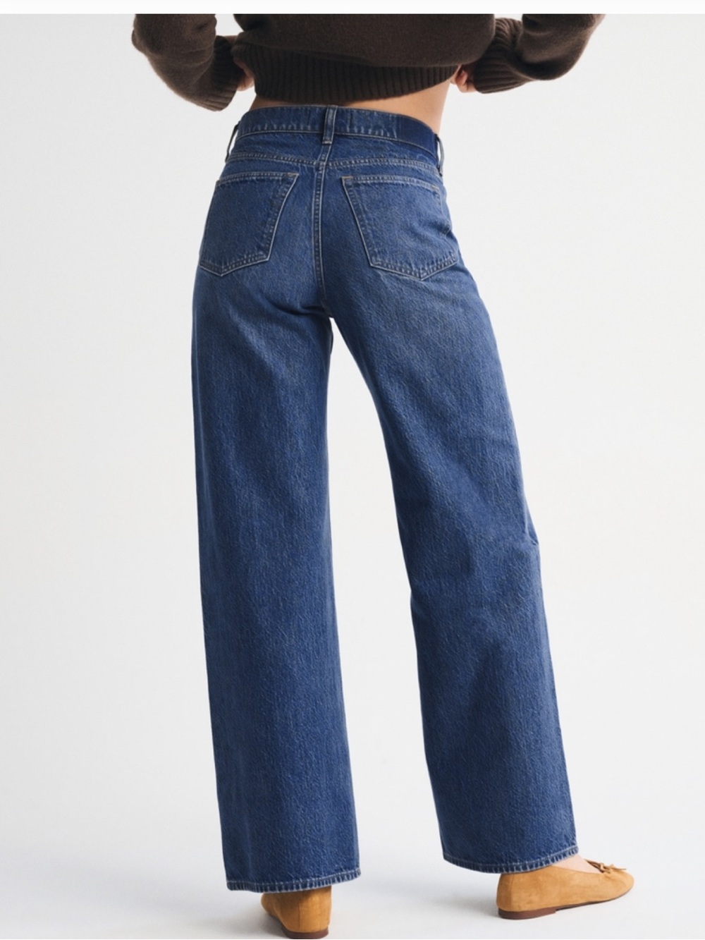Abercrombie & Fitch Women's Straight Leg Jeans in Dark Blue - Picture 2 of 8